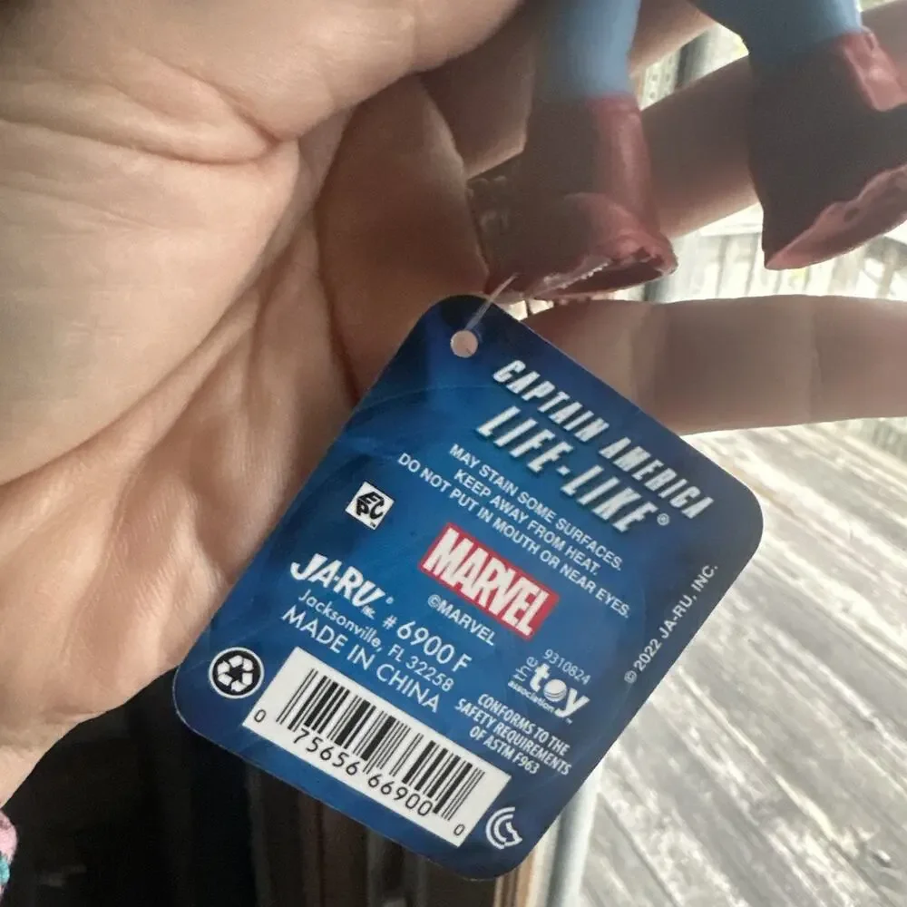 Ja-Ru Stretchable Life-Like Captain America BNWT